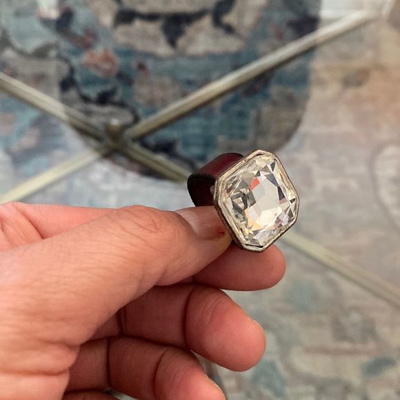 Leather banded ring with square crystal